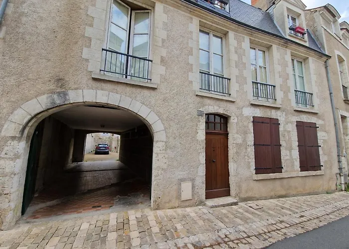 Le Saint Jean Et Son Parking Privee