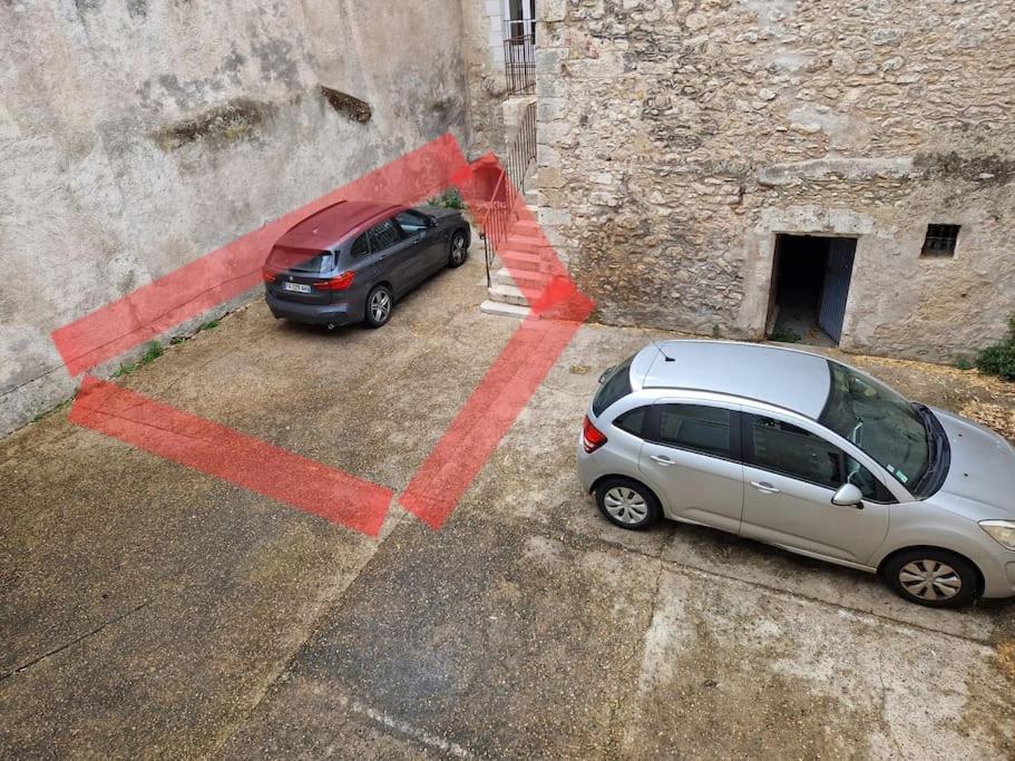 Le Saint Jean Et Son Parking Privee Blois